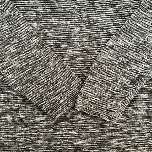 Wilfred Sweater - Picture 3 of 3